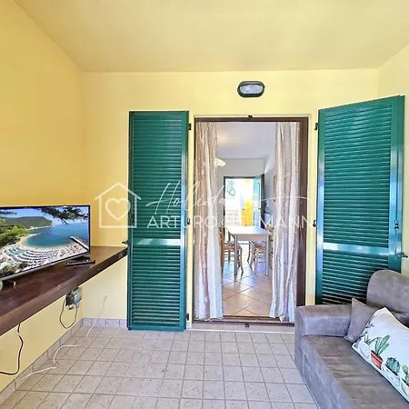 652- Trilocale Al Piano Terra Con Ampia Corte Esterna Apartment
